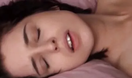 A sor fiúk zúzott extrém pornó filmek a régi meleg tanár.