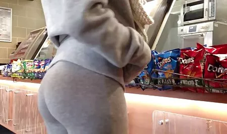 Egy szexi pornó film magyarul osztálytársa szar iskola után.