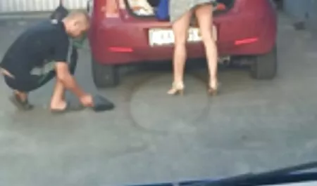 Szopni backless pornó szex videók Dick