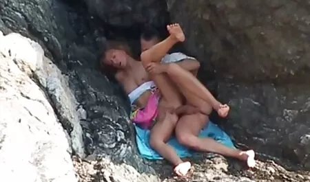 Lovaglás egy dildo a seggét vezet sex pornó videók váratlan orgazmus.