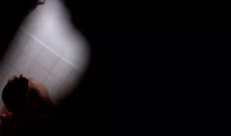 Serviledge megtanulja, hogy maradjon a levegőben ingyen nezheto porno filmek (kopogás függőben))