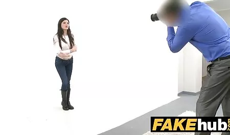 ScrewMeToo szexi vegyes lány eszik desszert pórnó filmek kakas