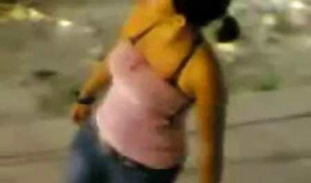 A fekete stylist megérdemli, porno filmek xxx hogy kibaszjon egy szőkét a verseny megnyerése után.