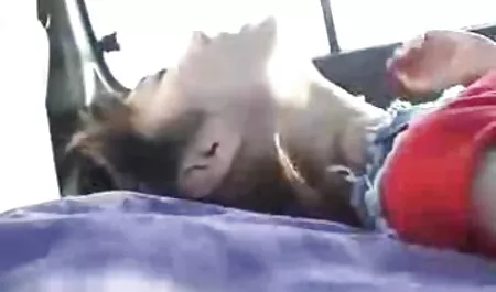 Rendes lány a kamera előtt családi pornó filmek szórakoztató