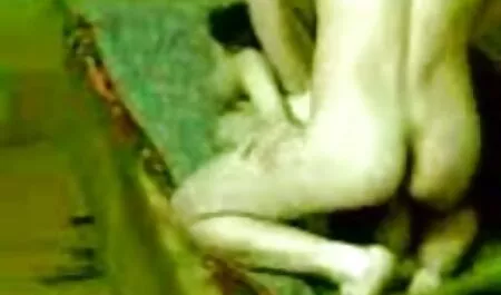Fiatal szőke játék a helyszínen poeno videok gaylove.online
