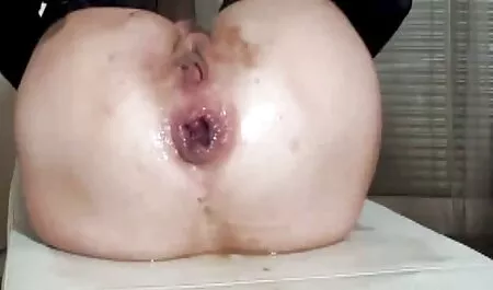 Rossz Szobalány gingergodess pornó filmek magyarul maszturbál, töm a bugyiját a munka.