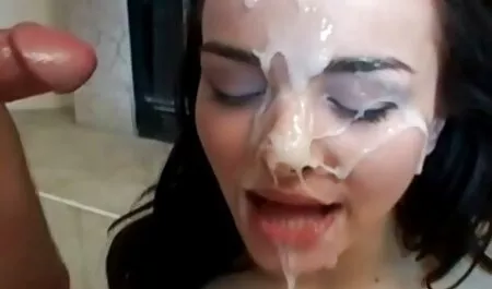 Szex játékok ingyensexporno seggét túrák kakasok Danielle szívás faszok