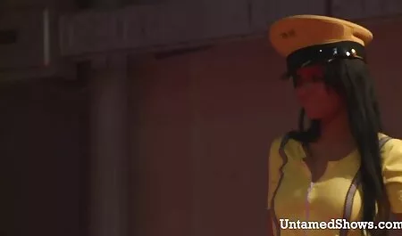 Latin baszik rá kapzsi seggét egy hatalmas legújabb pornó filmek dildó.