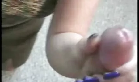 CREMONA IZGALMAS. Iskolás lány négy lesz creampie milf pornó filmek